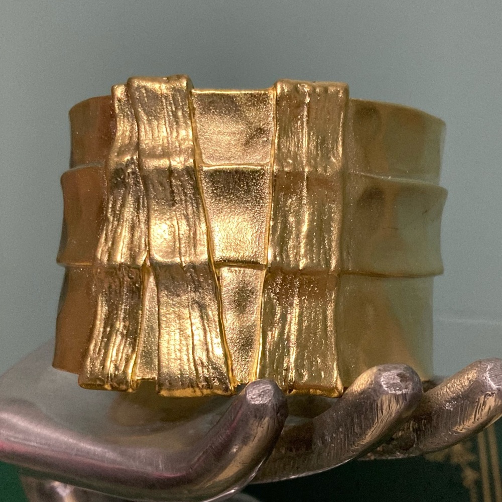 Chico’s 2” Wide Gold Cuff Bracelet NWOT